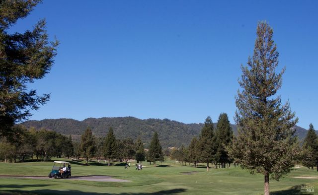 18509 Wellesley Ct, Sonoma, CA 95476