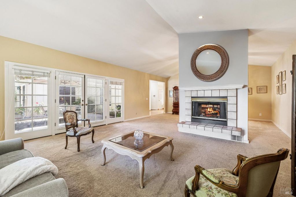 18509 Wellesley Ct, Sonoma, CA 95476