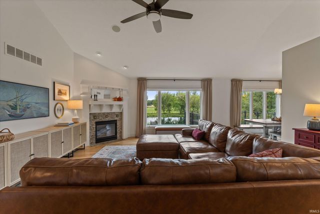51215 Enchanted Oak Court, South Bend, IN 46628