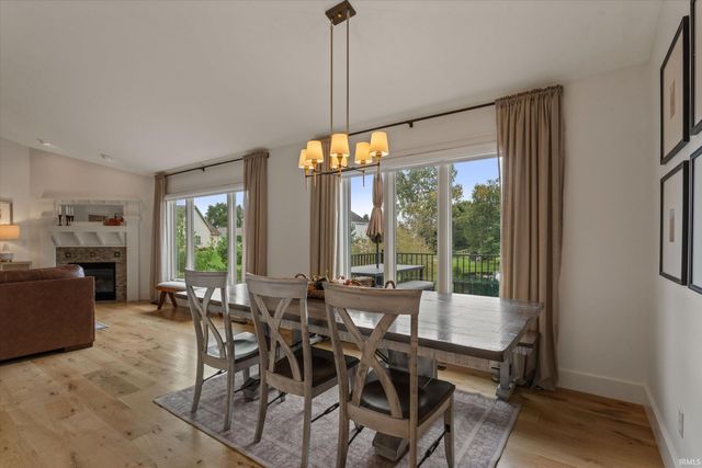 51215 Enchanted Oak Court, South Bend, IN 46628