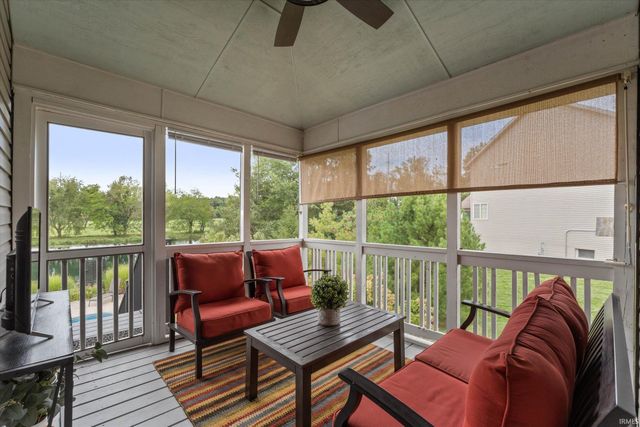 51215 Enchanted Oak Court, South Bend, IN 46628