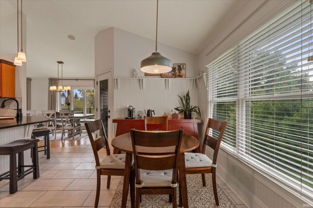 51215 Enchanted Oak Court, South Bend, IN 46628
