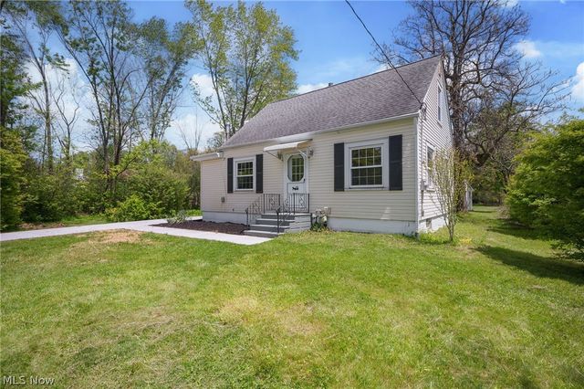 7531 Macedonia Road, Oakwood, OH 44146