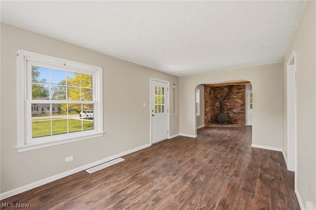 7531 Macedonia Road, Oakwood, OH 44146