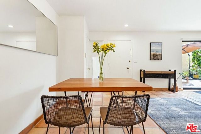 970 100 Palm Avenue 100, West Hollywood, CA 90069