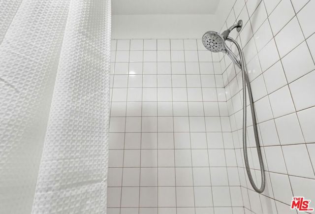 970 100 Palm Avenue 100, West Hollywood, CA 90069