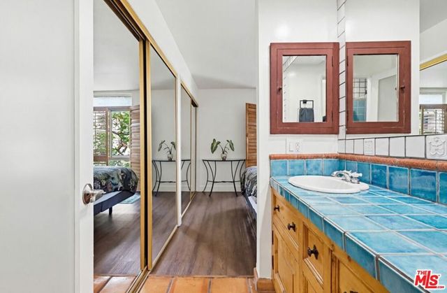 970 100 Palm Avenue 100, West Hollywood, CA 90069