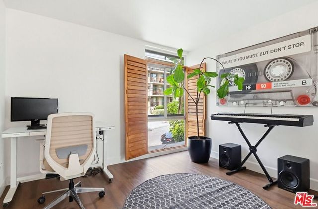 970 100 Palm Avenue 100, West Hollywood, CA 90069