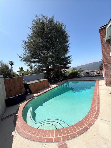 3402 Henrietta, La Crescenta, CA 91214