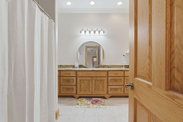 6007 Bermuda Dunes Drive, Houston, TX 77069