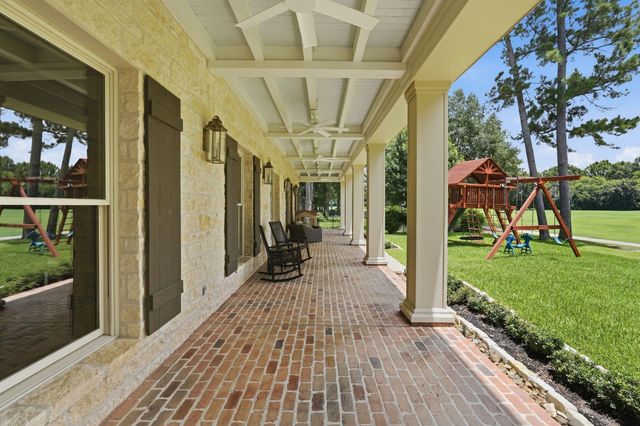 6007 Bermuda Dunes Drive, Houston, TX 77069