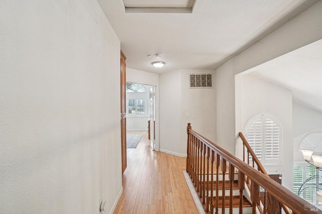 301 Portsmouth Ave, Vacaville, CA 95687