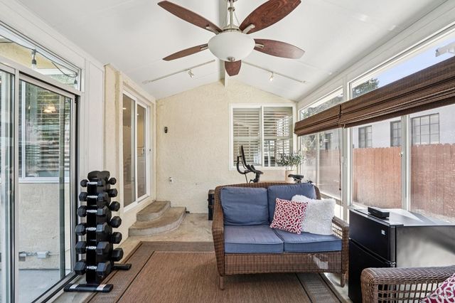 301 Portsmouth Ave, Vacaville, CA 95687