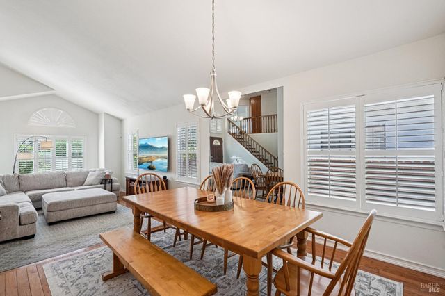 301 Portsmouth Ave, Vacaville, CA 95687