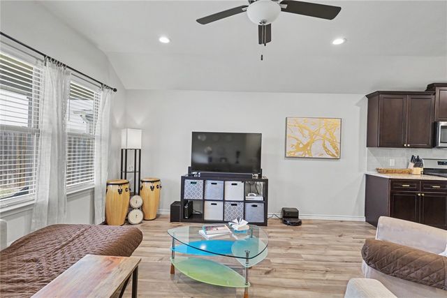 8113 Cattlemen Dr, Corpus Christi, TX 78414