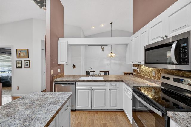 4207 CHESTERFIELD CIRCLE, Palm Harbor, FL 34683