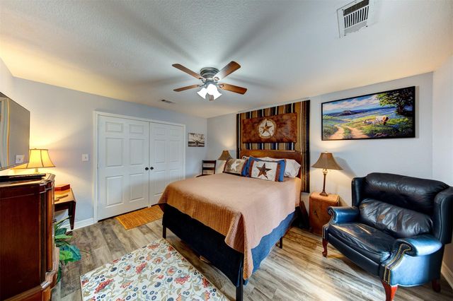 287 Capetown, Montgomery, TX 77356