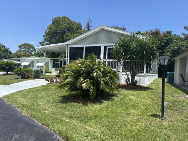 8886 Princess Donna Court, E-31, Boynton Beach, FL 33436