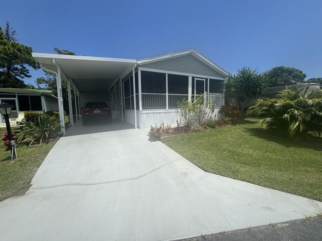 8886 Princess Donna Court, E-31, Boynton Beach, FL 33436