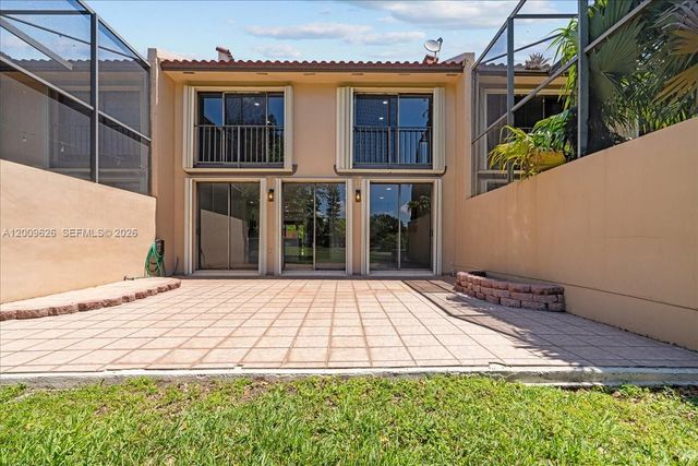 3737 Alcantara Ave D-81, Doral, FL 33178