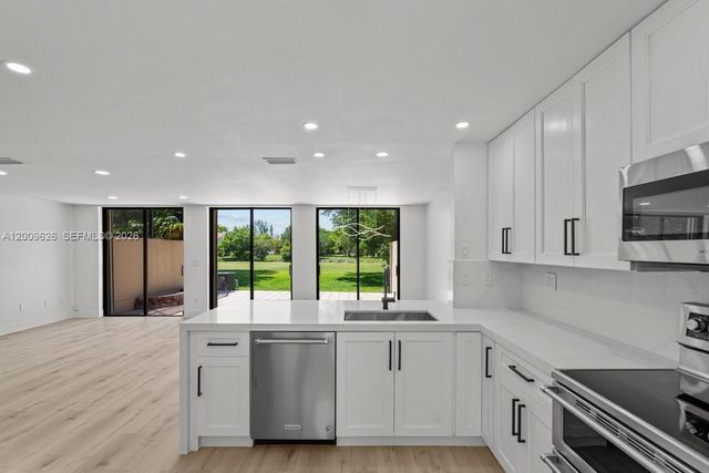 3737 Alcantara Ave D-81, Doral, FL 33178