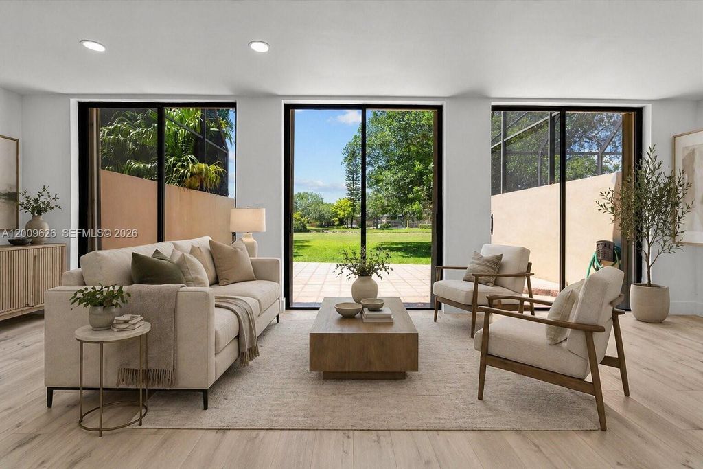 3737 Alcantara Ave D-81, Doral, FL 33178