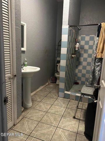 2930 Findley Avenue, El Paso, TX 79905