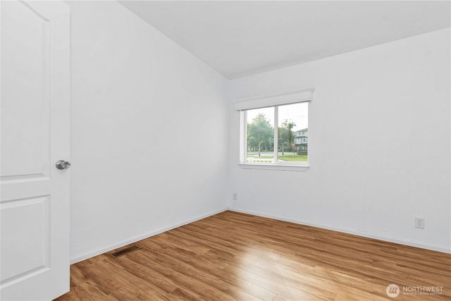 4264 Lakeview Lane SE, Lacey, WA 98503