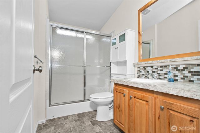 4264 Lakeview Lane SE, Lacey, WA 98503