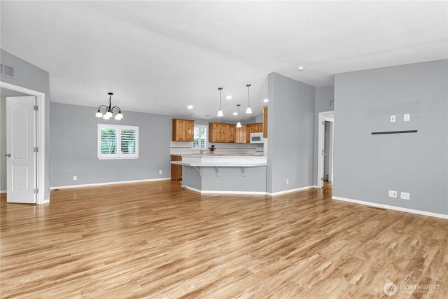 4264 Lakeview Lane SE, Lacey, WA 98503