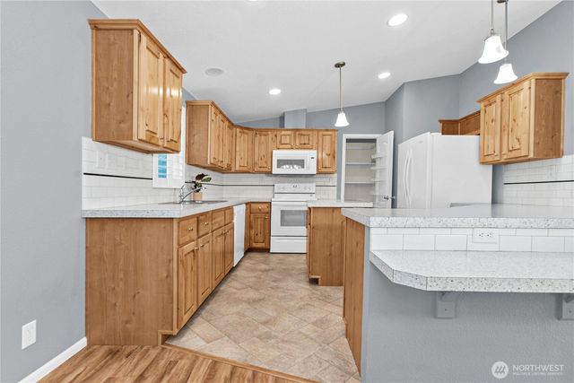 4264 Lakeview Lane SE, Lacey, WA 98503