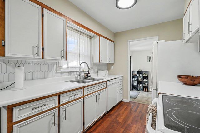 2429 Linda Avenue Se, Cascade Twp, MI 49546