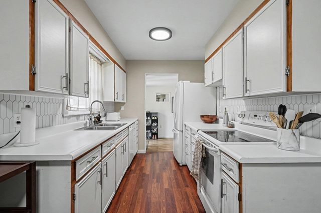 2429 Linda Avenue Se, Cascade Twp, MI 49546