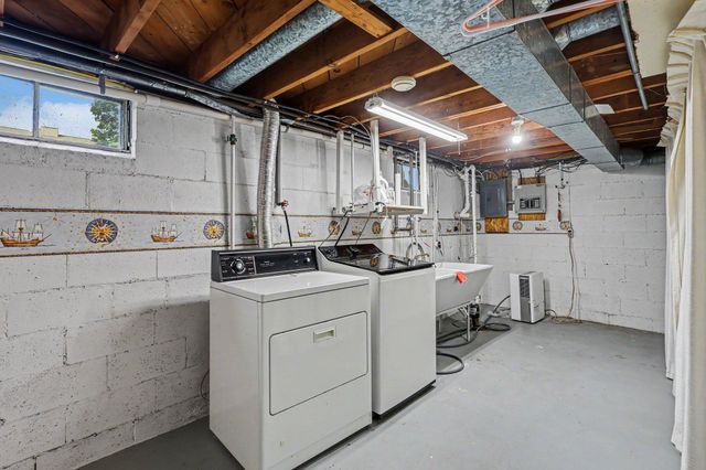 2429 Linda Avenue Se, Cascade Twp, MI 49546