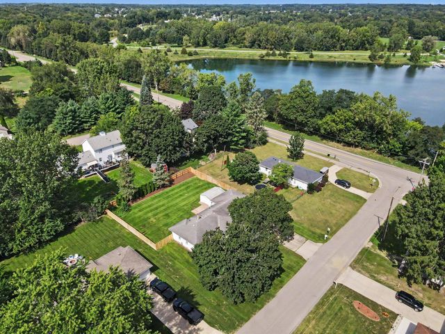2429 Linda Avenue Se, Cascade Twp, MI 49546