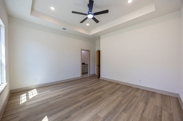 816 Glen Garden, Fort Worth, TX 76104