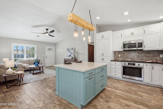 5130 E BANNOCK Street, Phoenix, AZ 85044