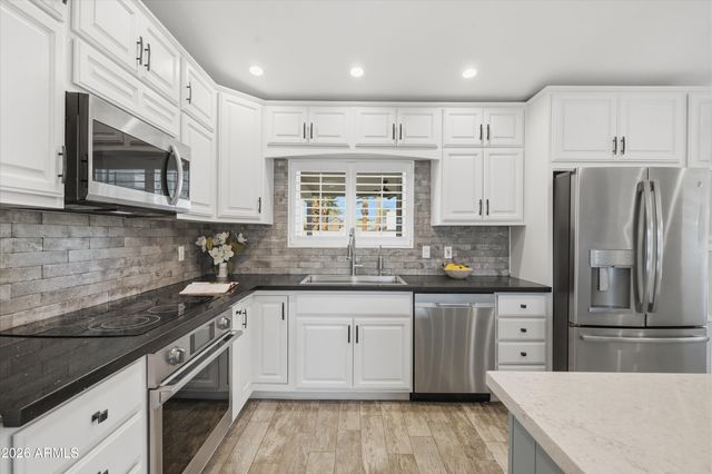 5130 E BANNOCK Street, Phoenix, AZ 85044