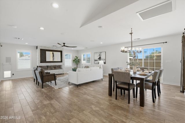 5130 E BANNOCK Street, Phoenix, AZ 85044