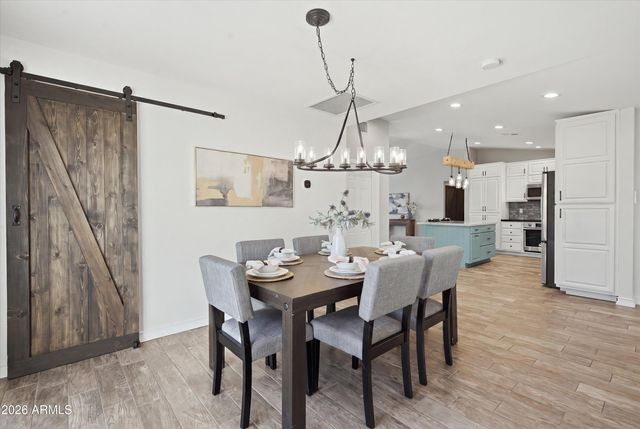 5130 E BANNOCK Street, Phoenix, AZ 85044