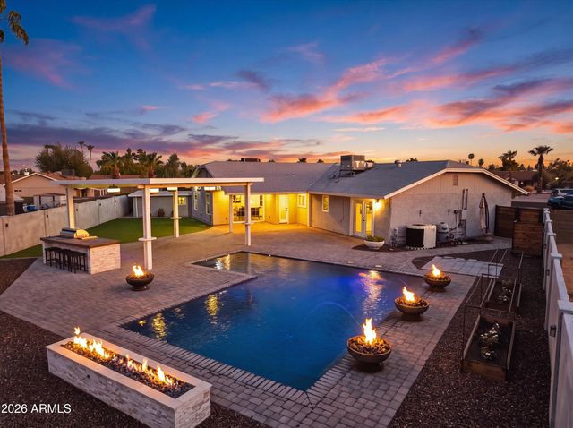 5130 E BANNOCK Street, Phoenix, AZ 85044