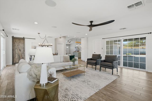 5130 E BANNOCK Street, Phoenix, AZ 85044