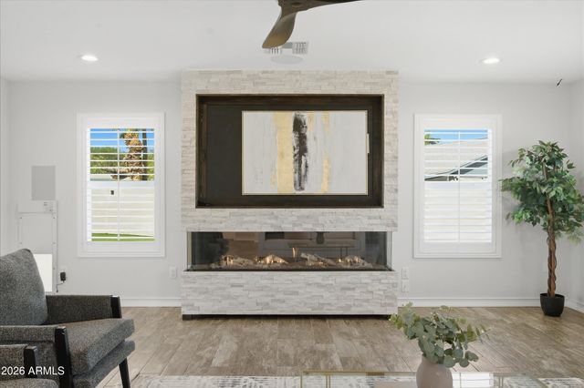 5130 E BANNOCK Street, Phoenix, AZ 85044