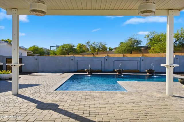 5130 E BANNOCK Street, Phoenix, AZ 85044