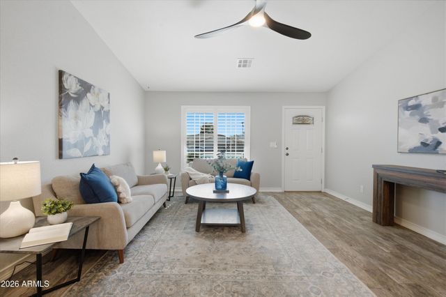 5130 E BANNOCK Street, Phoenix, AZ 85044