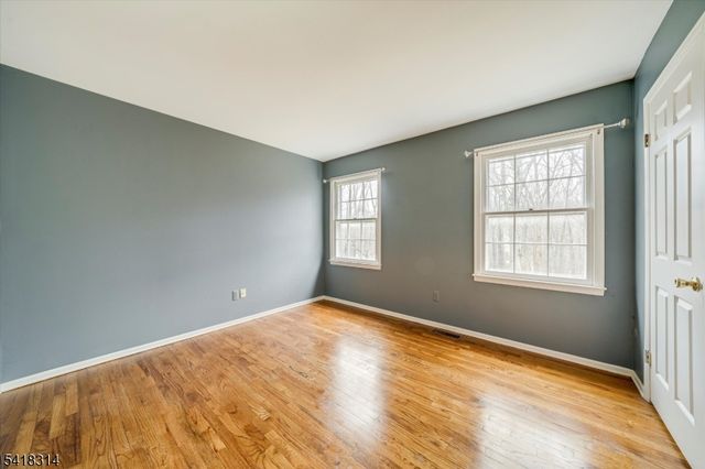 67 Frog Hollow Rd, Tewksbury Twp., NJ 07830