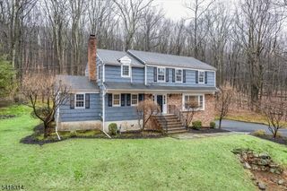 67 Frog Hollow Rd, Tewksbury Twp., NJ 07830