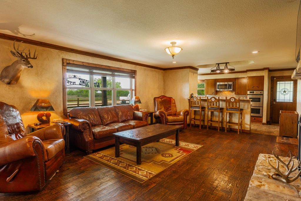 Image 17 of property listing at 817 County Road 130, Ballinger, TX 76821