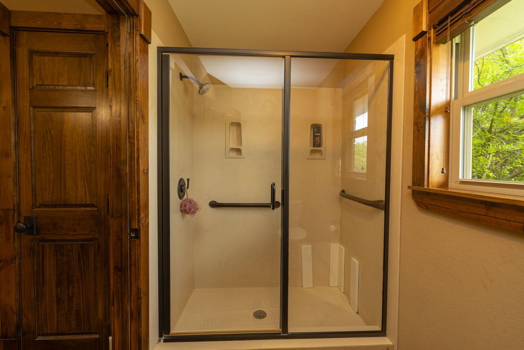 Image 25 of property listing at 817 County Road 130, Ballinger, TX 76821