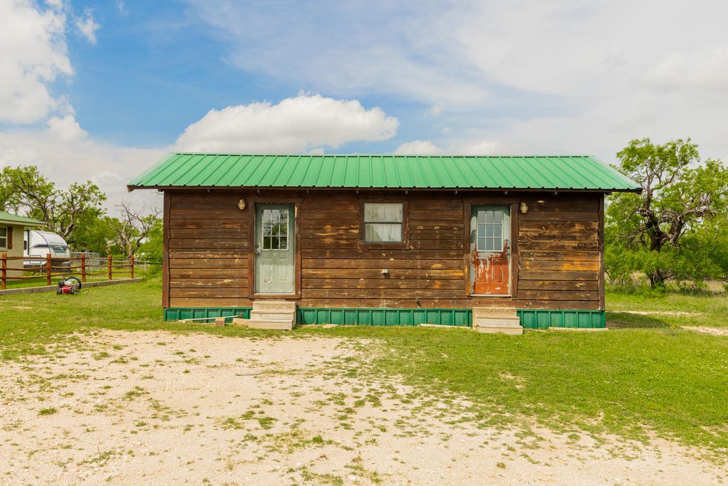 Image 65 of property listing at 817 County Road 130, Ballinger, TX 76821